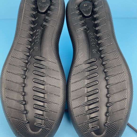 Ecco Black Leather Shoes. - Picture 9 of 12